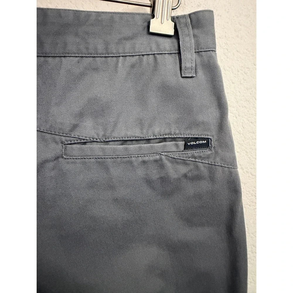 Volcom Mens Chino‎ Shorts Grey Size 29 Cotton Blend Skate Surf 10